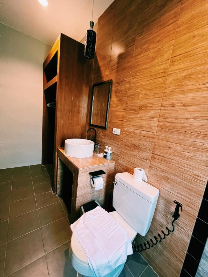 Vivi Hotell Phuket